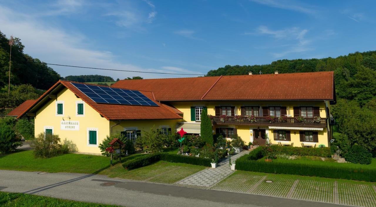 Gaestehaus Strini Jennersdorf Exterior foto